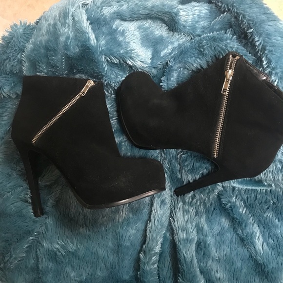 Steve Madden stiletto booties - Picture 2 of 7